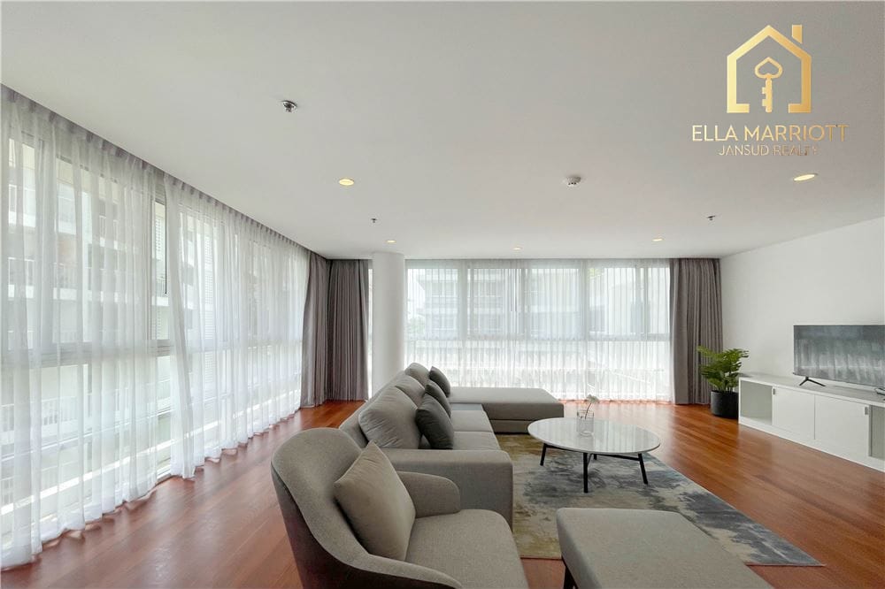 Spacious 3BR Condo for Rent in Ekkamai-Suk 63 | 240sqm | Pet-Friendly Low-Rise 2