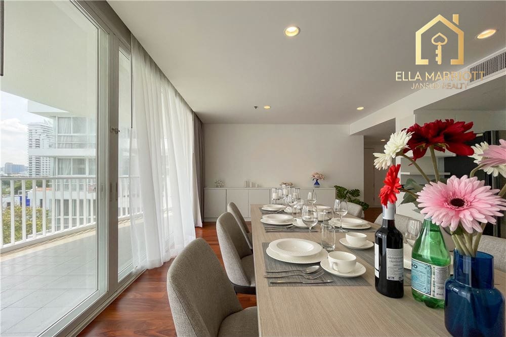 Spacious 3BR Condo for Rent in Ekkamai-Suk 63 | 240sqm | Pet-Friendly Low-Rise 4