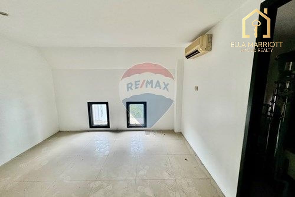 4-Bedroom Townhouse in Thonglor 25 17
