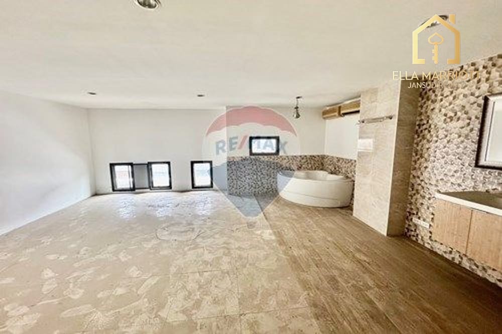 4-Bedroom Townhouse in Thonglor 25 18