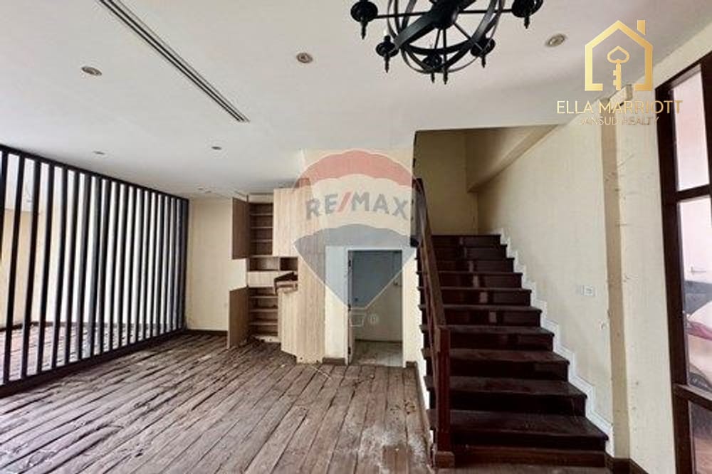 4-Bedroom Townhouse in Thonglor 25 4