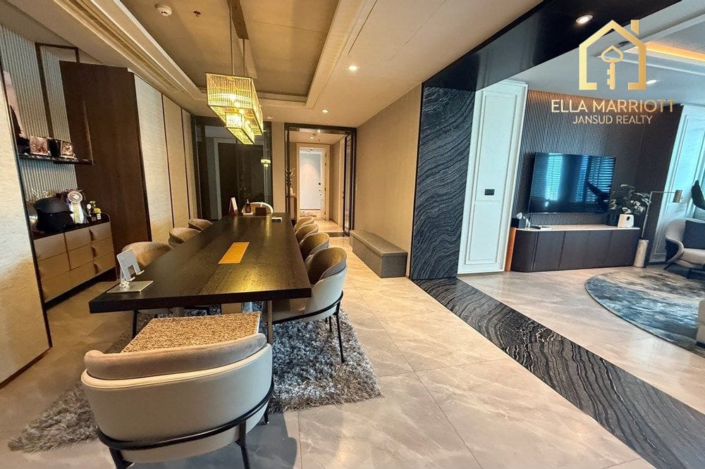 Sale 111MB | 387sqm Grand 6BR Mansion | Wireless Rd | 4 Fixed PKG ️ 11