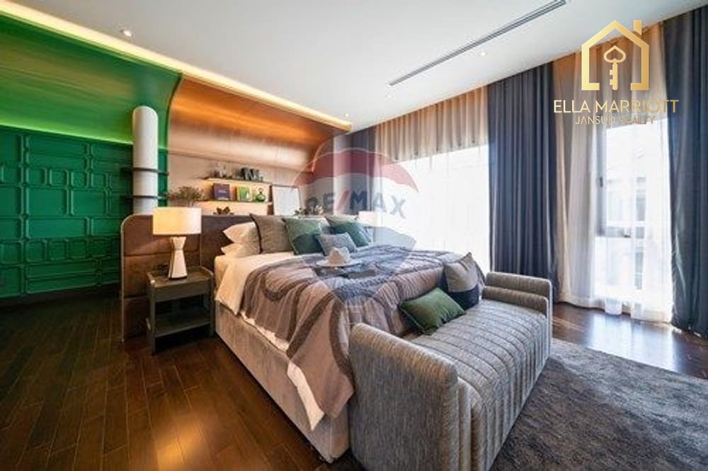 4-Bedroom Detached House 15