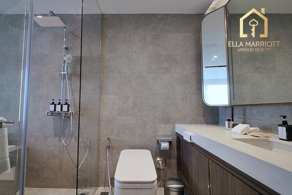 Rent 95K | New 90sqm 2BR Serviced Apartment | Pet-Friendly | Prime Sukhumvit Location 8