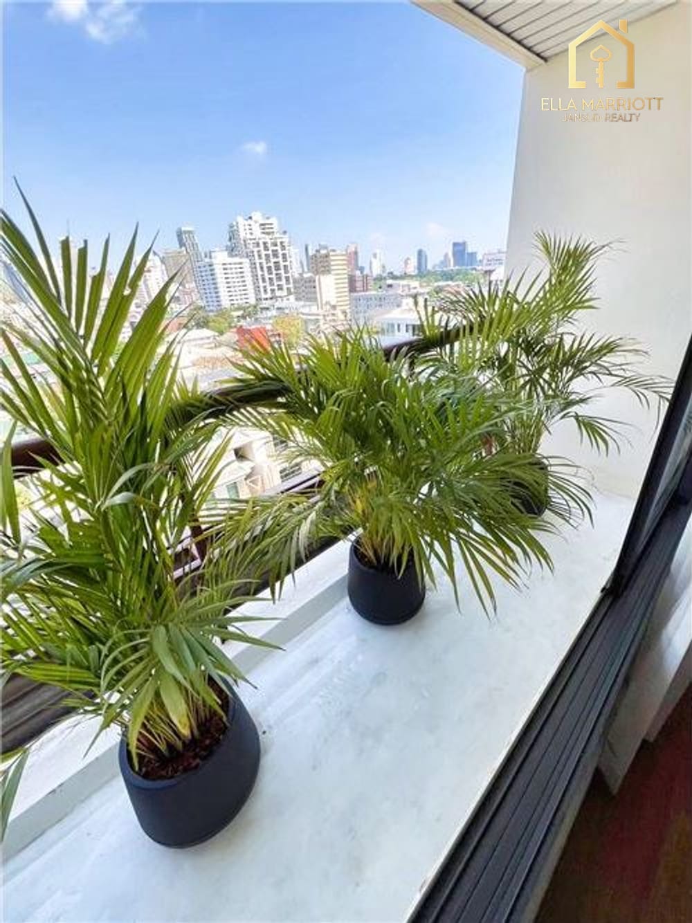 2-Bedroom Condo at Baan Ploenchit — 13 min walk to BTS Phloen Chit 5