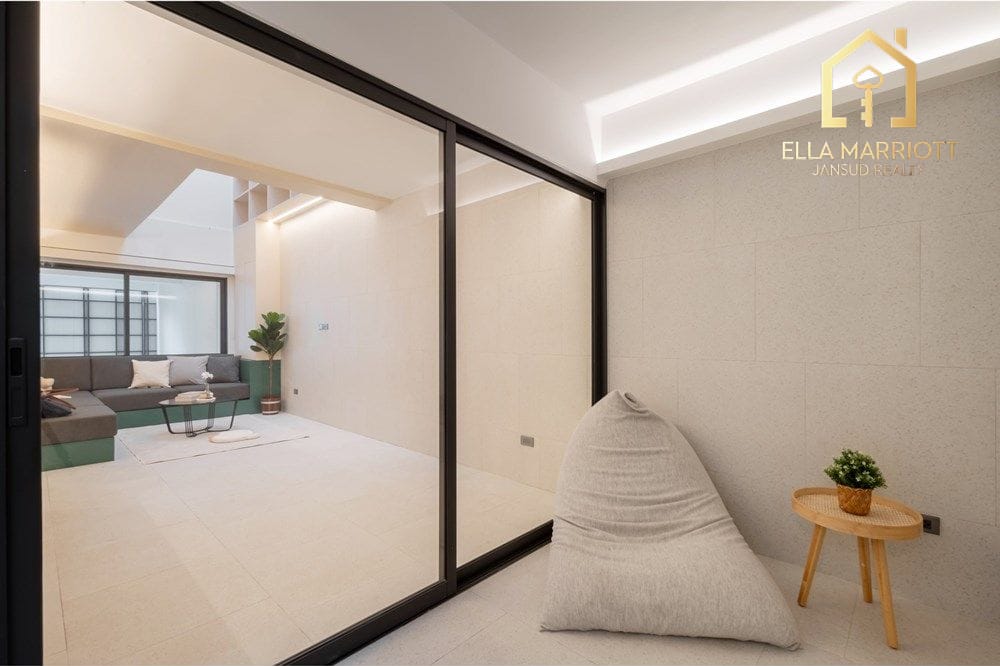 Sale 8.7MB | Renovated Townhome | Pridi 14 | 1km to BTS Phra Khanong 7