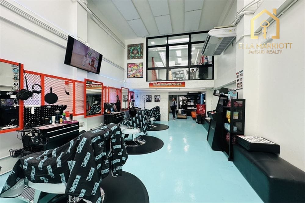Sale 40MB | Thong Lo Main Road | 4-Storey Commercial 1