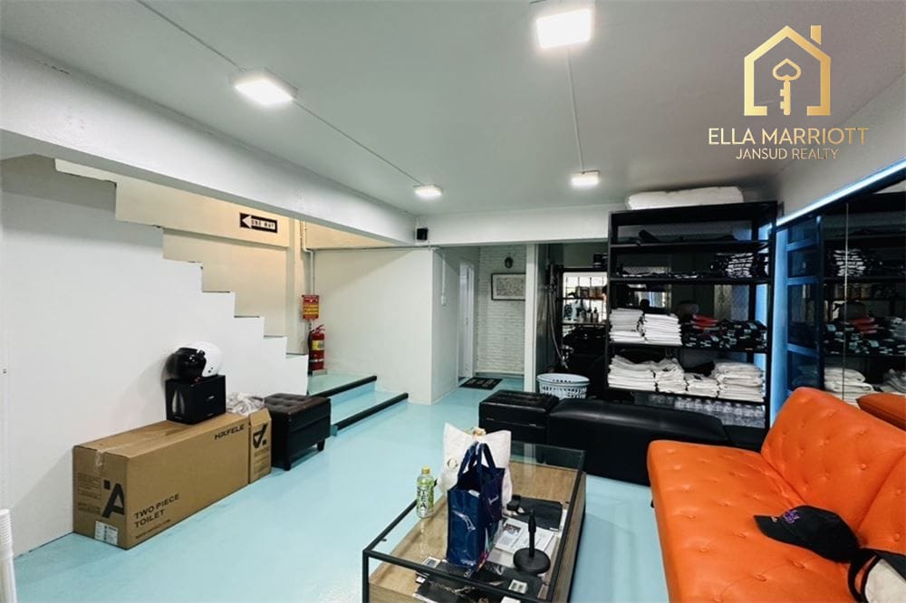 Sale 40MB | Thong Lo Main Road | 4-Storey Commercial 2