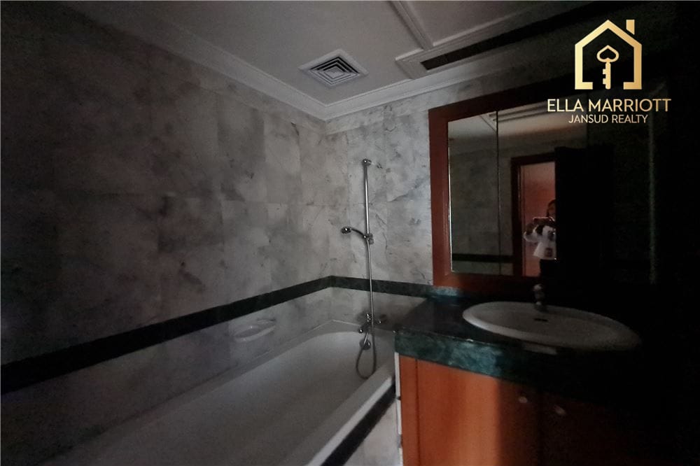 For Sale – All Seasons Mansion, 2-Beds City Views near BTS Ploenchit 9