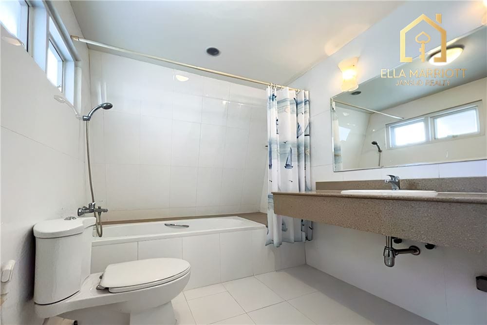 Rent 80K | 380sqm 4BR Duplex | Cat-Friendly | Best Value Phloen Chit 11
