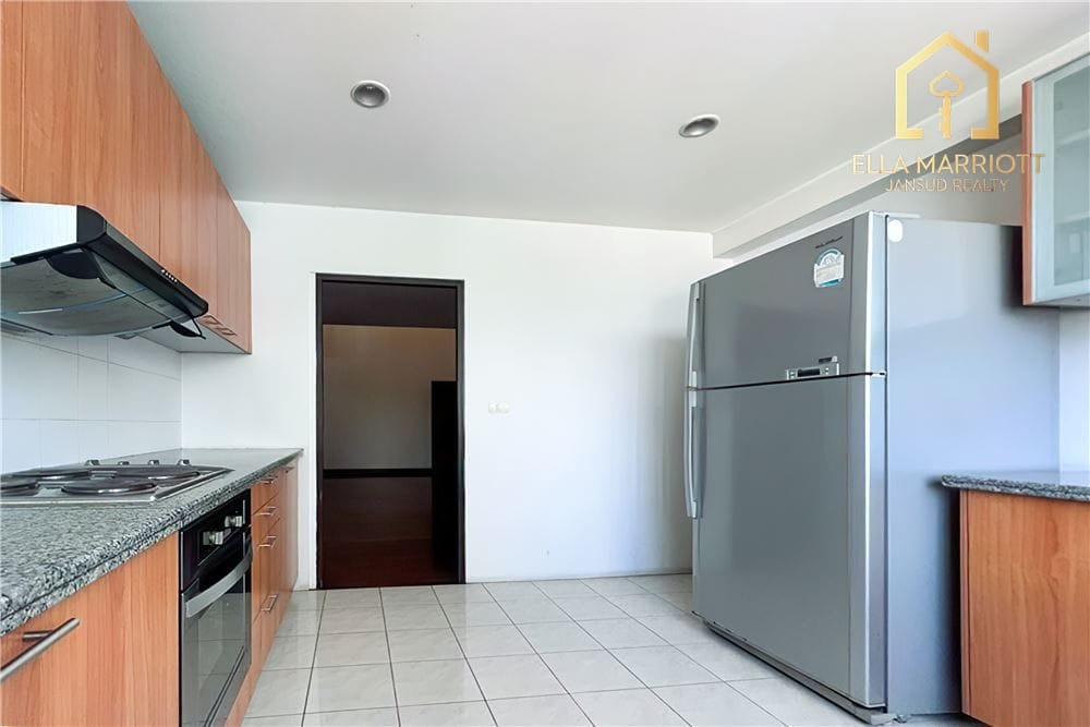 Rent 80K | 380sqm 4BR Duplex | Cat-Friendly | Best Value Phloen Chit 4