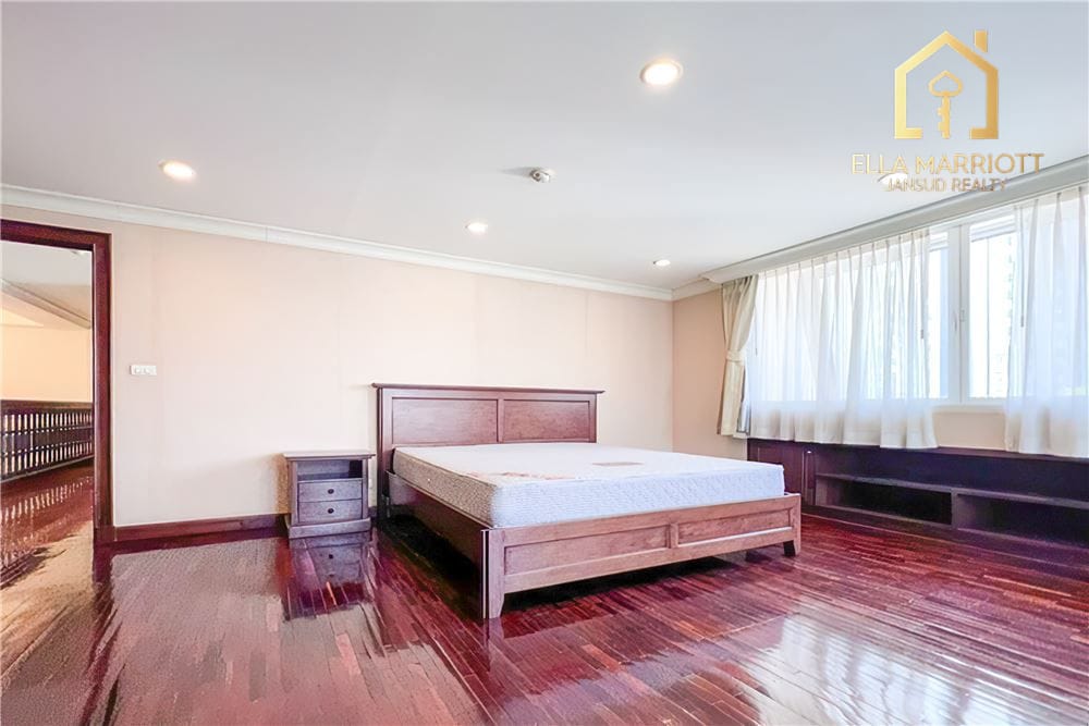 Rent 80K | 380sqm 4BR Duplex | Cat-Friendly | Best Value Phloen Chit 6