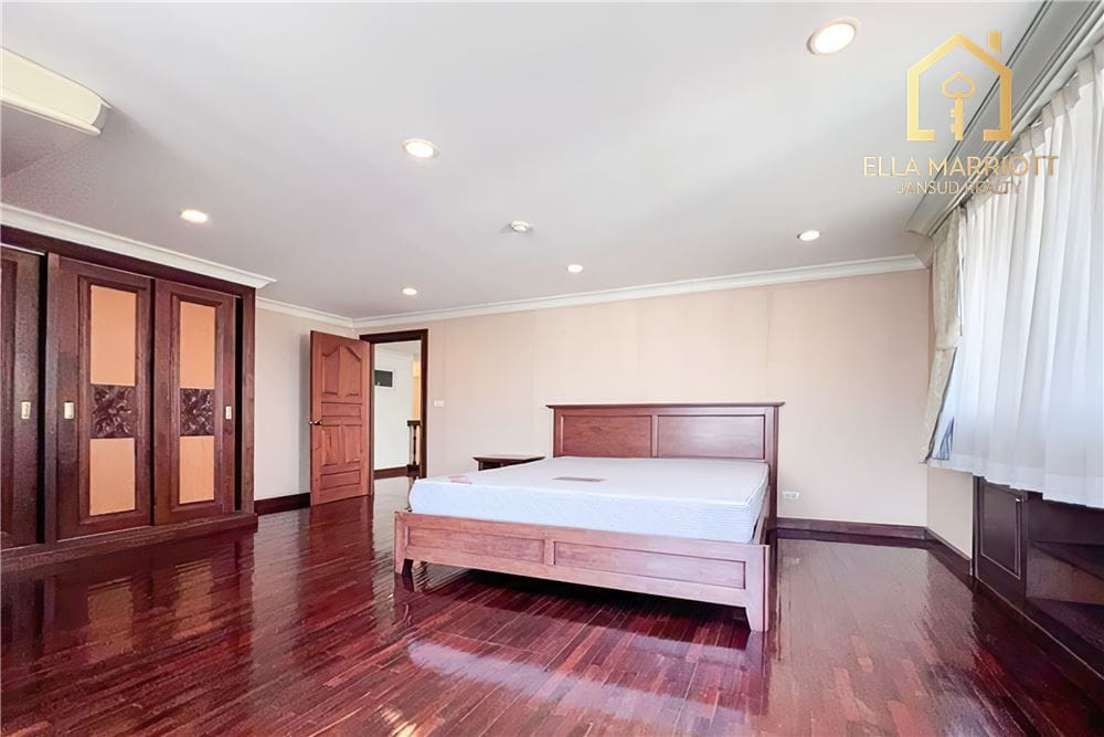 Rent 80K | 380sqm 4BR Duplex | Cat-Friendly | Best Value Phloen Chit 7