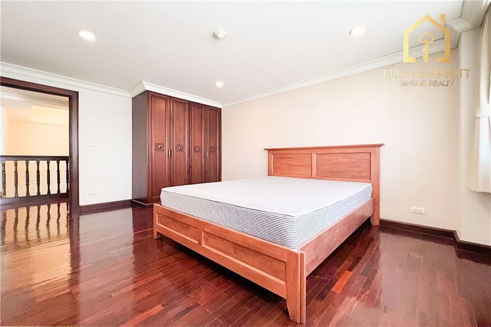Rent 80K | 380sqm 4BR Duplex | Cat-Friendly | Best Value Phloen Chit 8