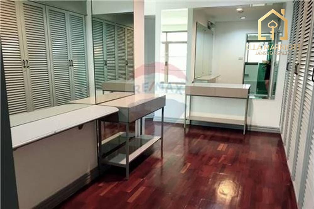 เช่า 4 ห้องนอน 4 ห้องน้ำ คอนโด ใน สุขุมวิท, กรุงเทพฯ 10
