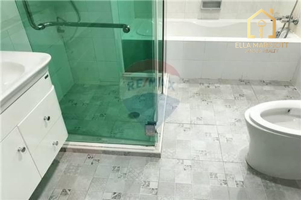 เช่า 4 ห้องนอน 4 ห้องน้ำ คอนโด ใน สุขุมวิท, กรุงเทพฯ 9