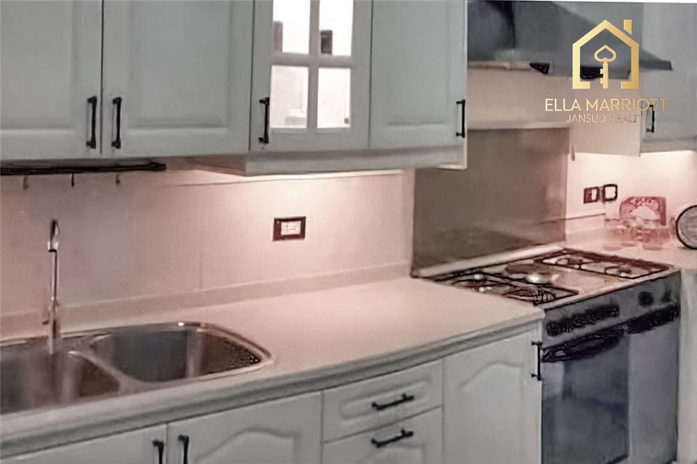 3-Bedroom Condo at Baan Prida — 4 min walk to BTS Nana 13