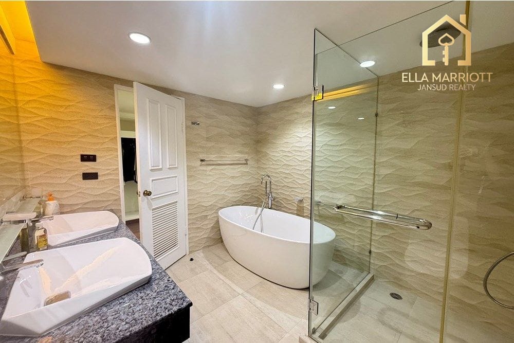 3-Zimmer-Eigentumswohnung in Somkid Gardens — 7 Gehminuten zur BTS Chit Lom. 7