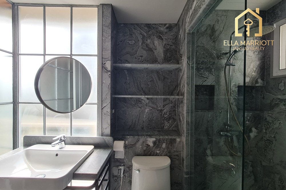 Rent 100K | 199sqm Industrial Loft | Sukhumvit 33 | Pet-Friendly 13