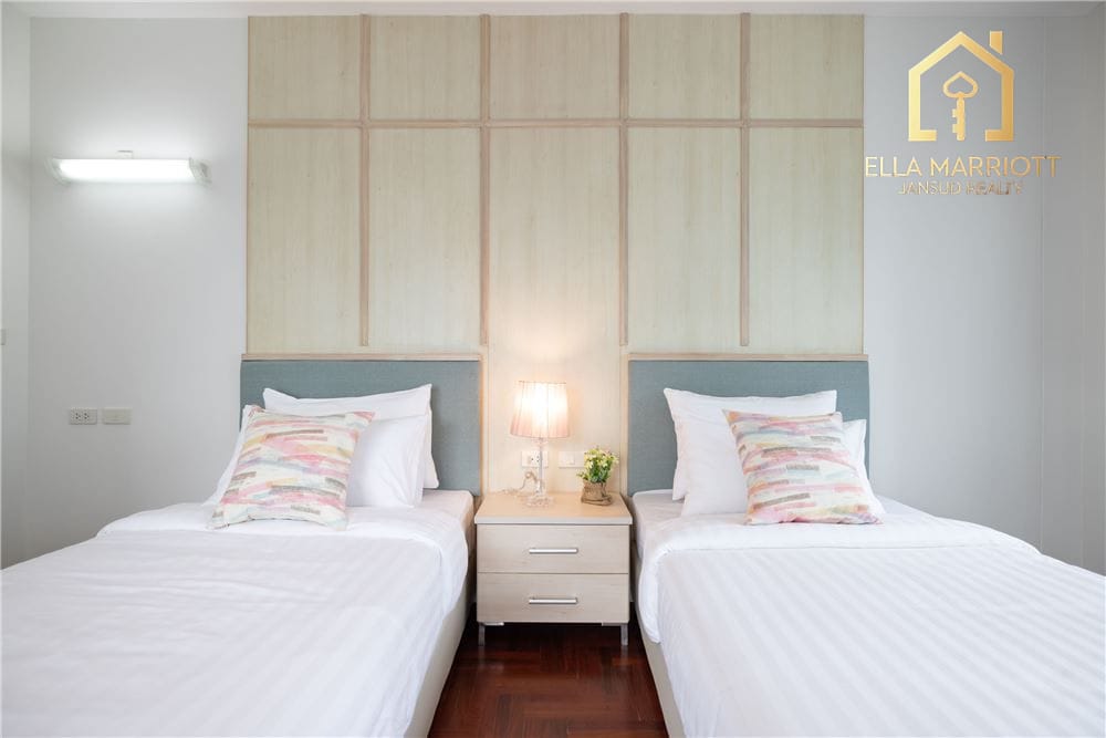 Newly Renovated 3-Bedroom Pet-Friendly Condo for Rent in Sukhumvit 24 8