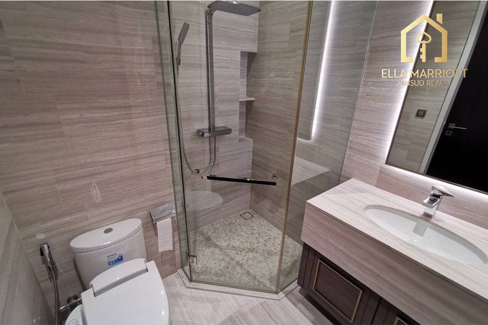 2-Bedroom Condo at The Diplomat 39 near BTS Phrom Phong — 4 min walk 6