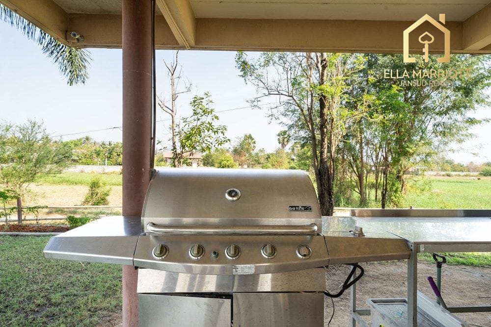 2-Bedroom Detached House at Cha-Am Multilevel Home near Golf & Beach 8