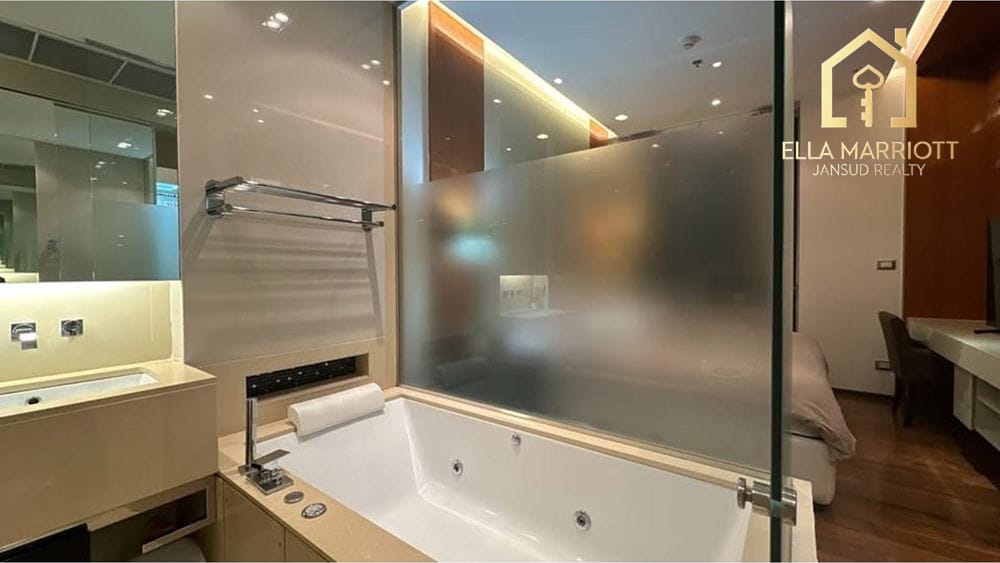 1-Bedroom Condo at Chic Bangkok Condo in Watthana 10
