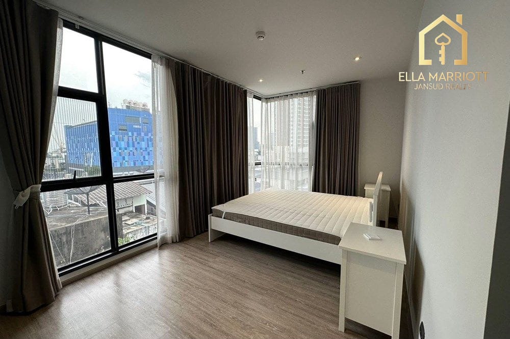 "Modern Condo Oasis in Watthana, Bangkok" 4