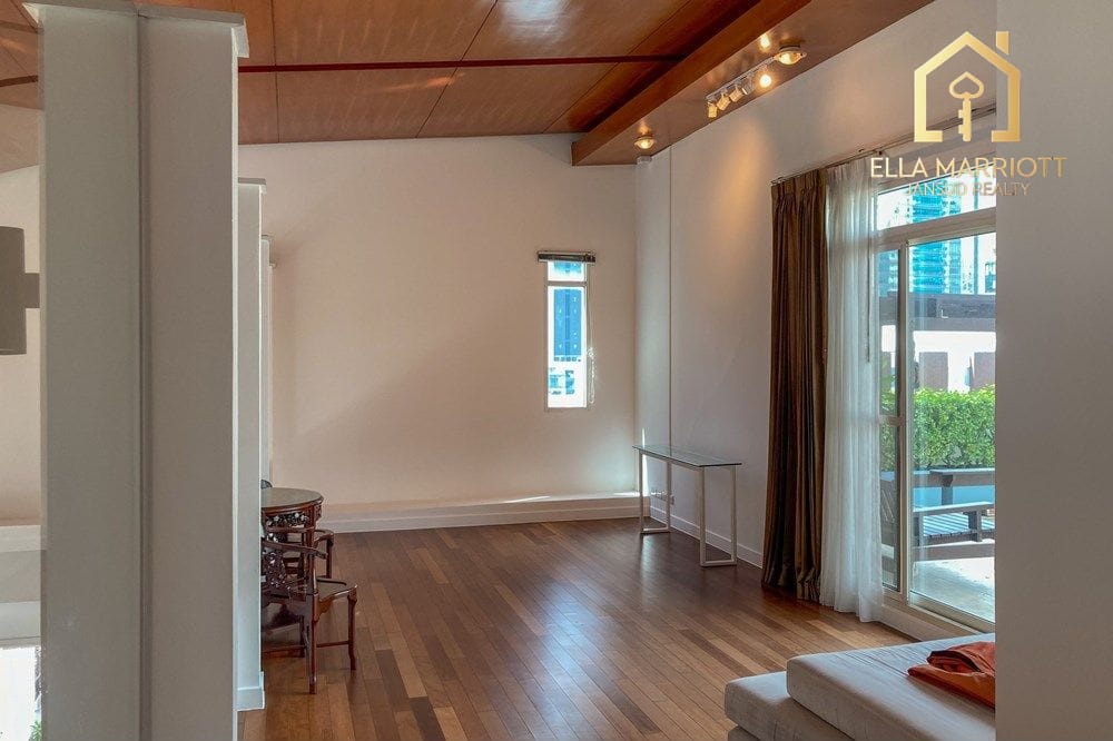 Top Floor Penthouse for Rent in Sukhumvit 23 BTS Asoke - BTS Phrompong 13
