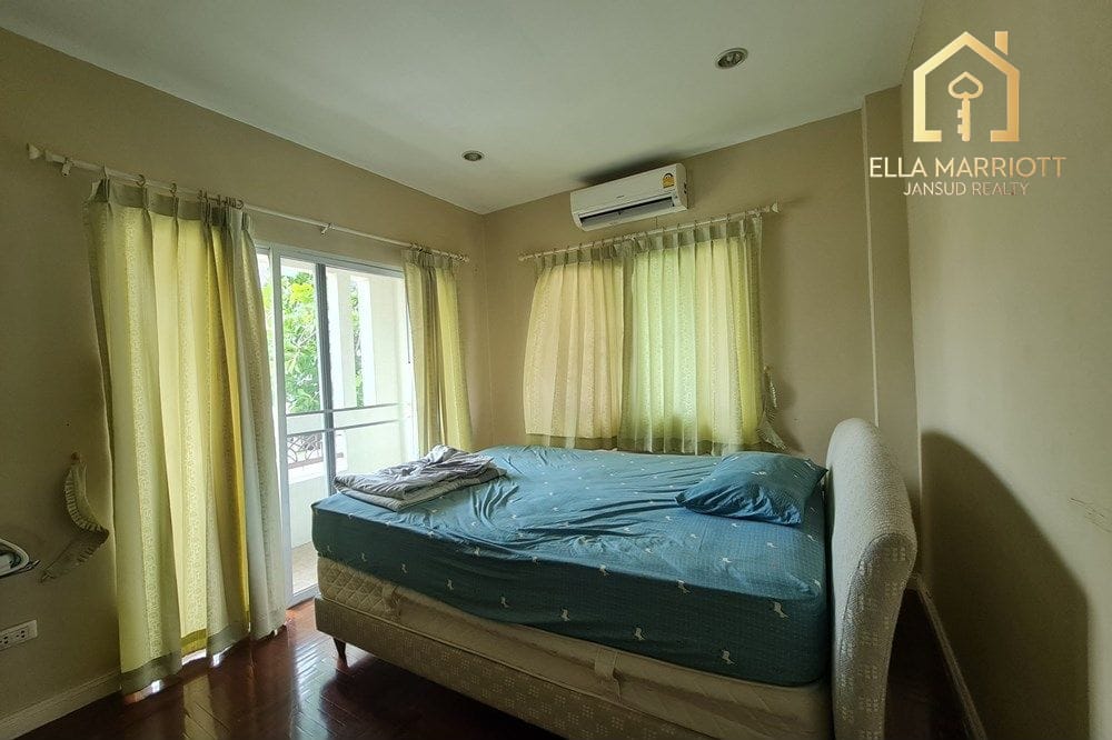 3-Bedroom Detached House in Greenery Project Next to Robinson Ladkrabang 5