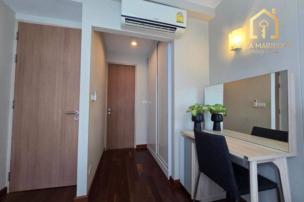 Lofty & Spacious : Luxury condo in Thonglor close to BTS 12