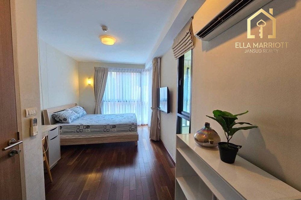Lofty & Spacious : Luxury condo in Thonglor close to BTS 14