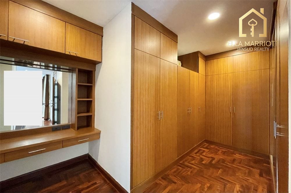 4-Schlafzimmer-Einfamilienhaus zur Miete bei BTS Phrom Phong – Haustierfreundlich & Geräumig 10