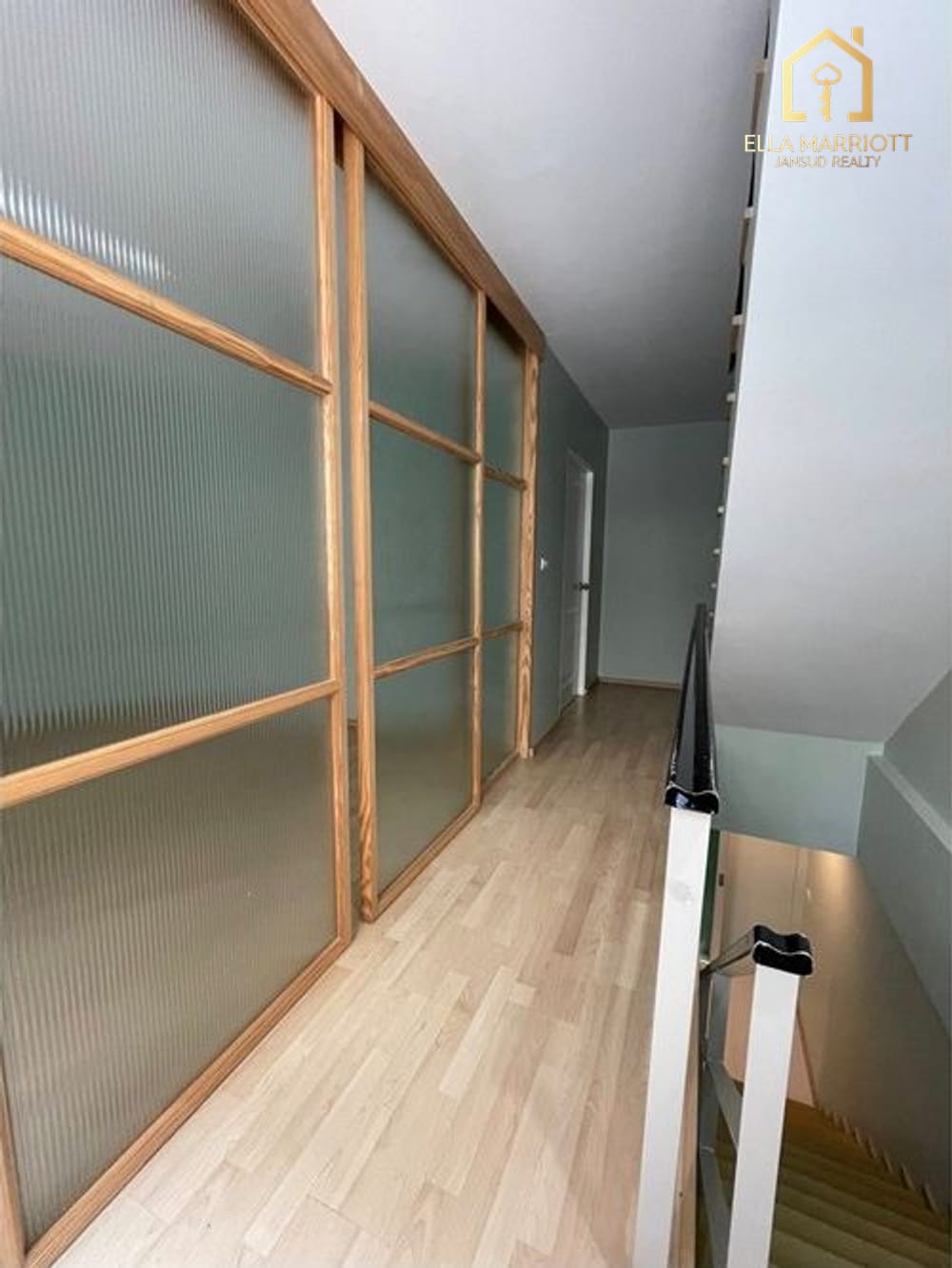 2-Schlafzimmer Reihenhaus in Noble Cube Pattanakarn 12