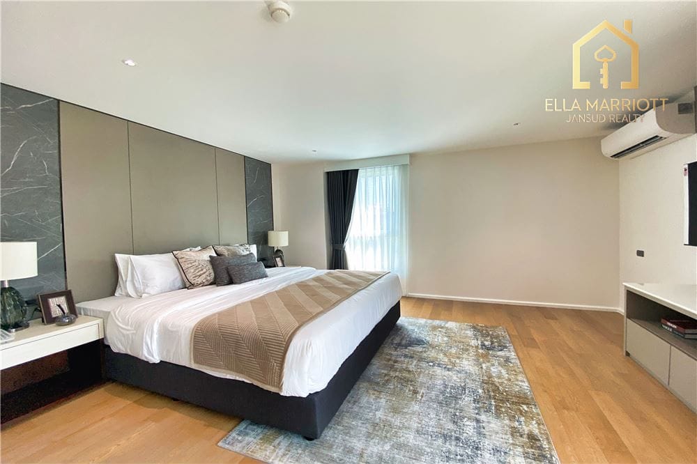 Executive 220sqm 3BR | Heart of Ekkamai | Pet-Friendly Low-Rise | 170K 12