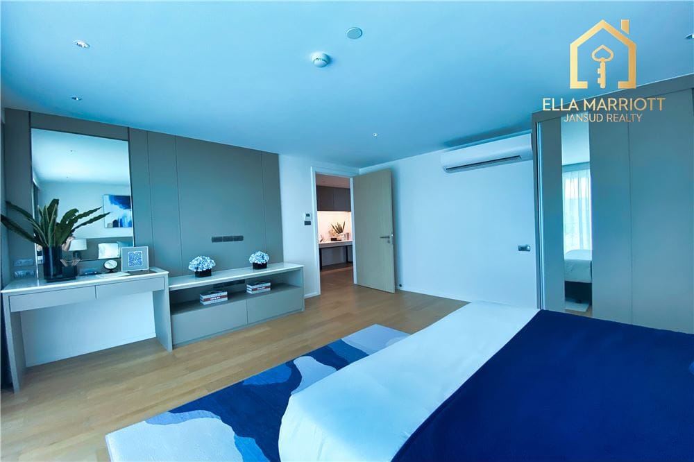 Executive 220sqm 3BR | Heart of Ekkamai | Pet-Friendly Low-Rise | 170K 18