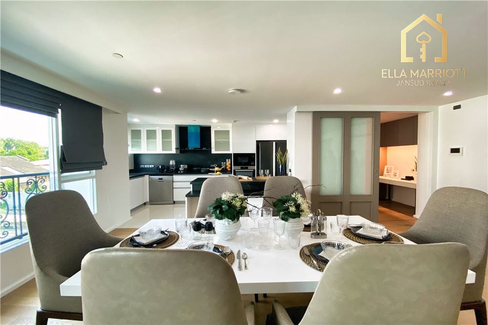 Executive 220sqm 3BR | Heart of Ekkamai | Pet-Friendly Low-Rise | 170K 4