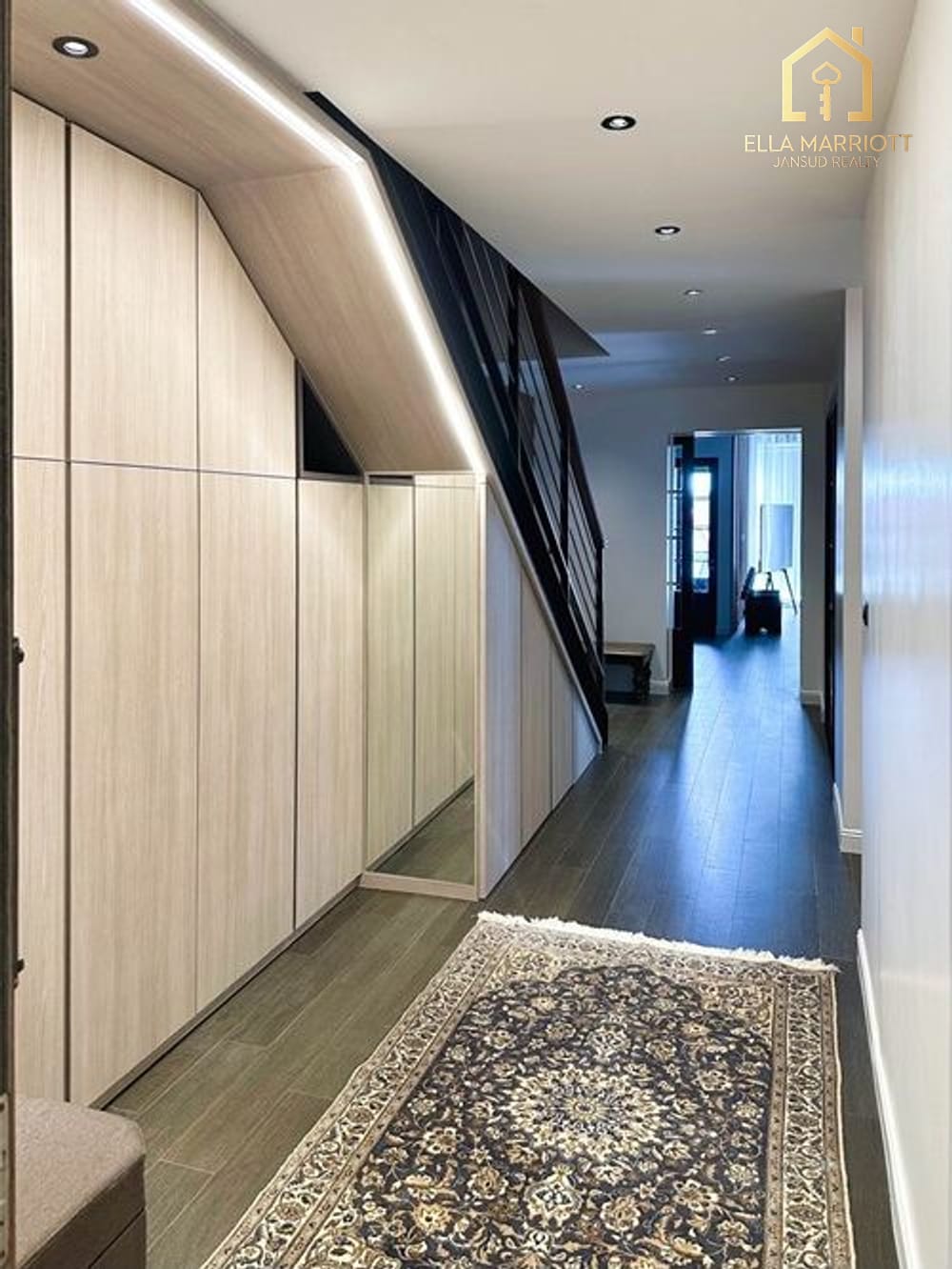 Rent Luxury Penthouse | 235sqm 3+1BR | Private Home Theater | Ekkamai 14
