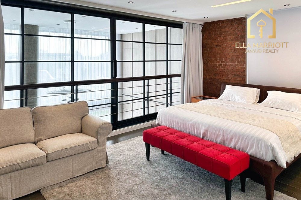 Rent Luxury Penthouse | 235sqm 3+1BR | Private Home Theater | Ekkamai 7