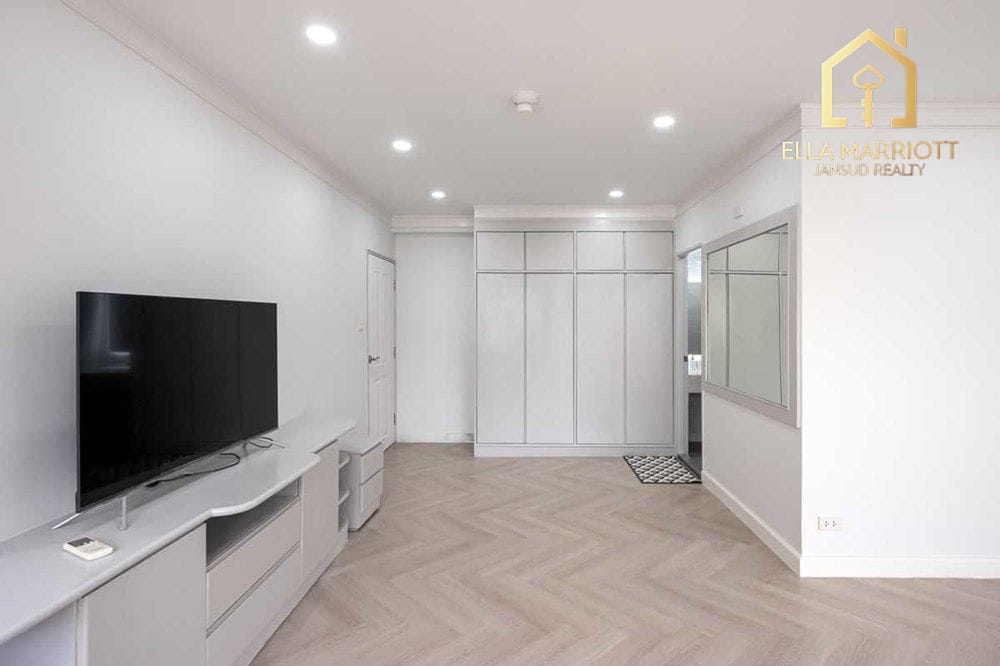 Renovierte 2-Zimmer-Wohnung in der Saranjai Mansion – 3 Gehminuten zur BTS Nana. 18