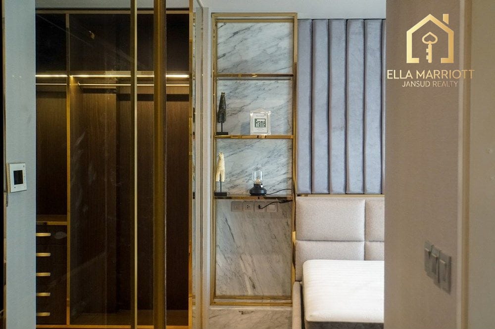 5-Story Luxury House in Ekkamai w/ Private Lift & Rooftop Garden 7