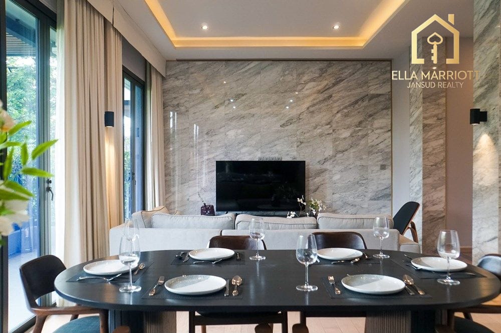 5-Story Luxury House in Ekkamai w/ Private Lift & Rooftop Garden 9
