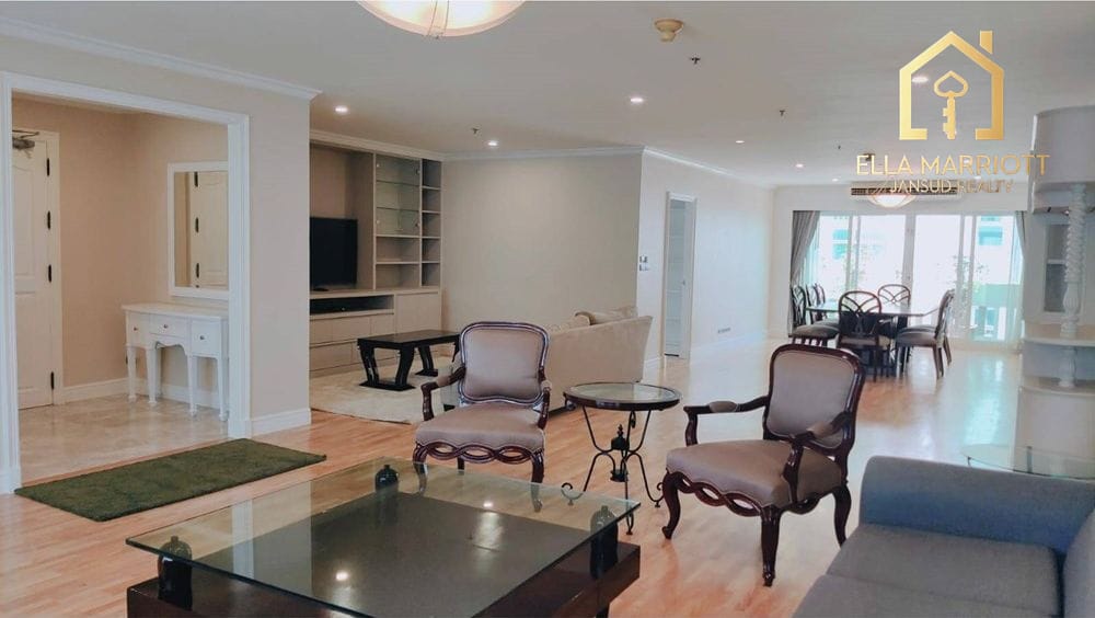 High-Rise Condo for Rent in Sukhumvit 20 4