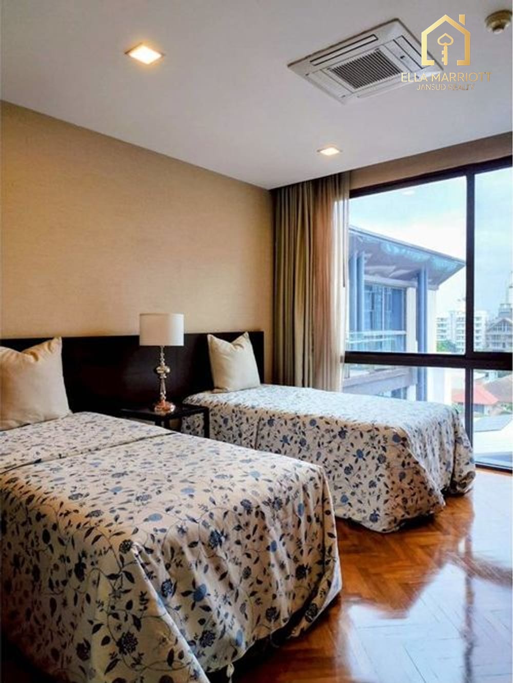 2-Bedroom Condo at Spacious Low-Rise Apartment on Sukhumvit 63 (Ekamai) 7