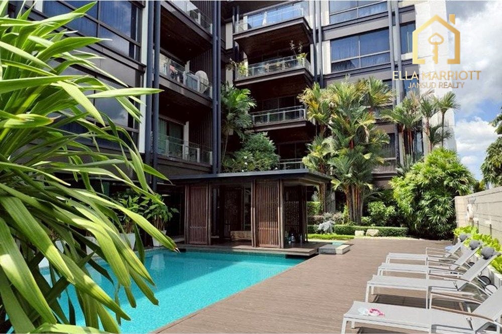 2-Bedroom Condo at Spacious Low-Rise Apartment on Sukhumvit 63 (Ekamai) 8