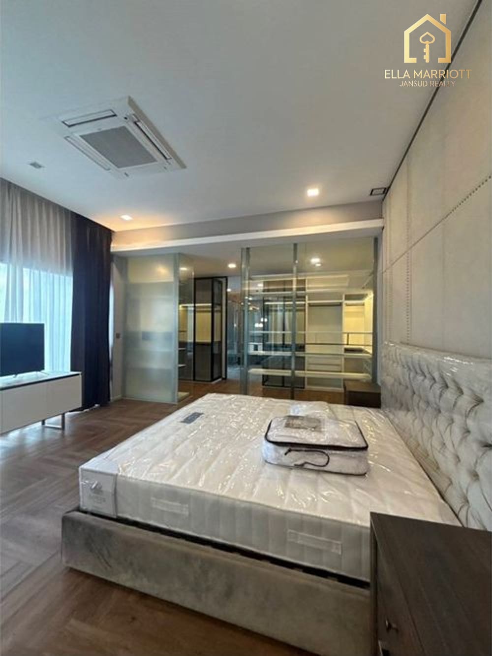 Zu vermieten: Einfamilienhaus im Nantawan Village, Rama 9 / Srinakarin 9