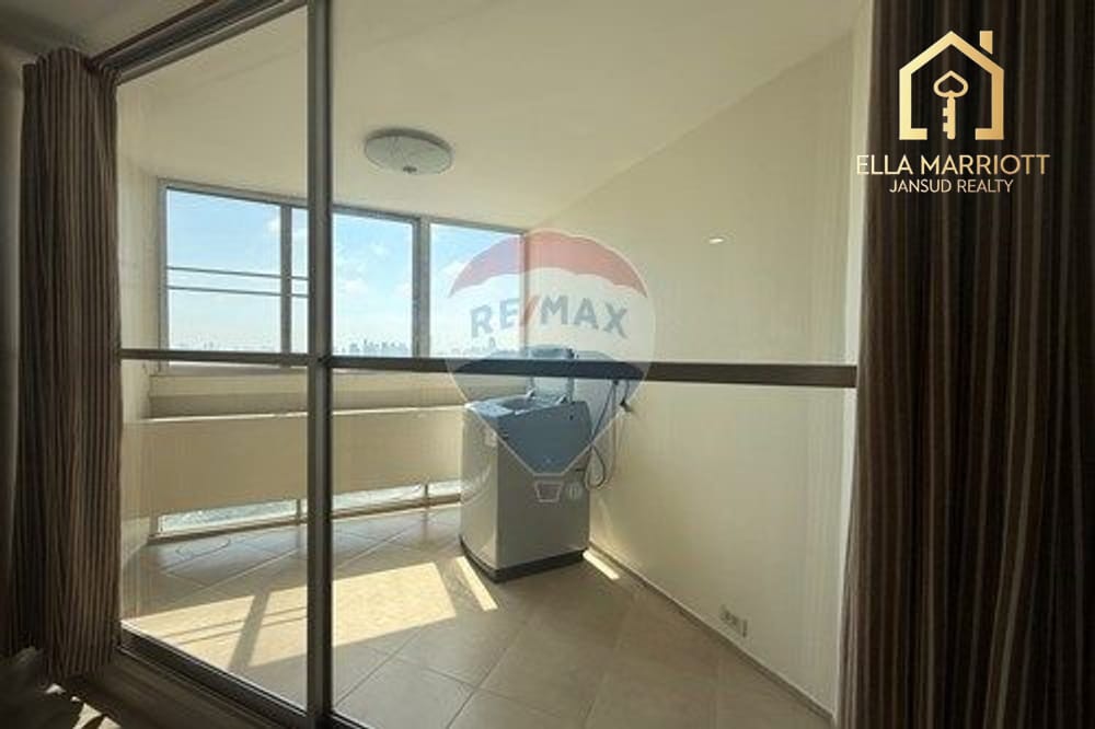 Stylish 3-Bed Condo in Watthana's Heart! 4
