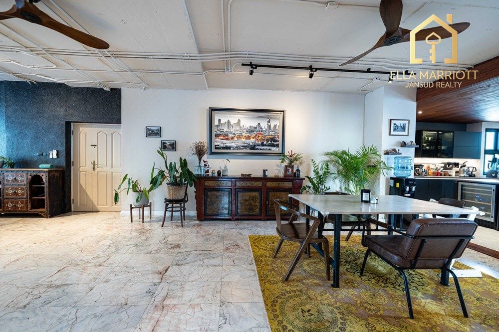 Good Deal! 3BR Newly Renovated Condo, Soi Sawadee (Sukhumvit 31) 10