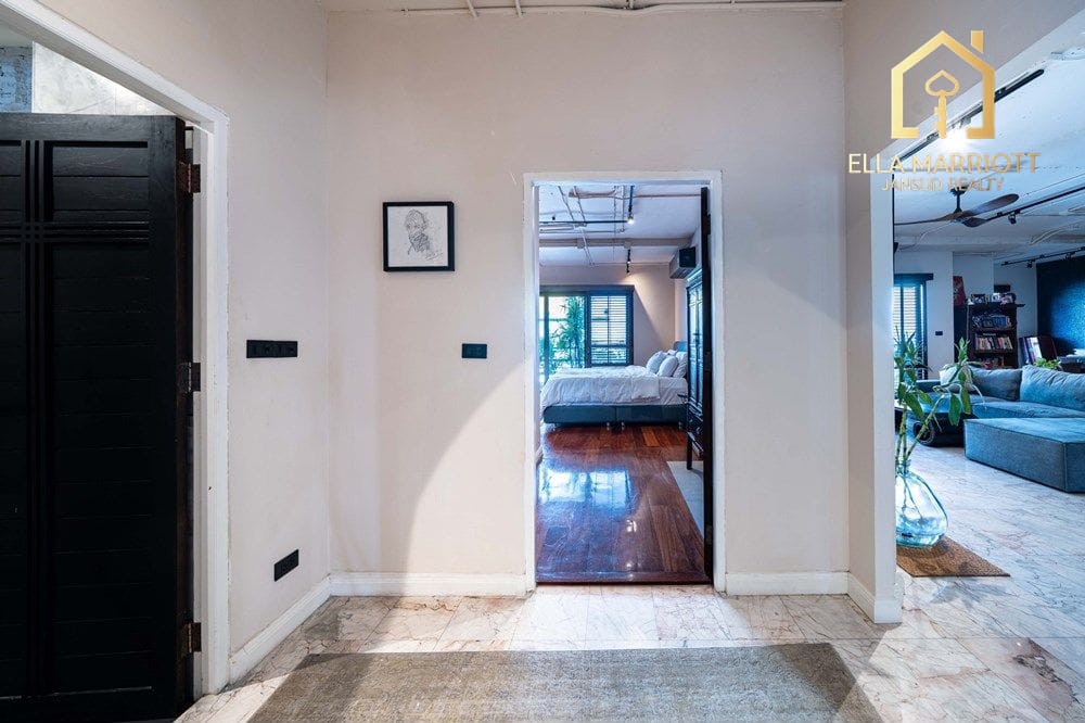 Good Deal! 3BR Newly Renovated Condo, Soi Sawadee (Sukhumvit 31) 14