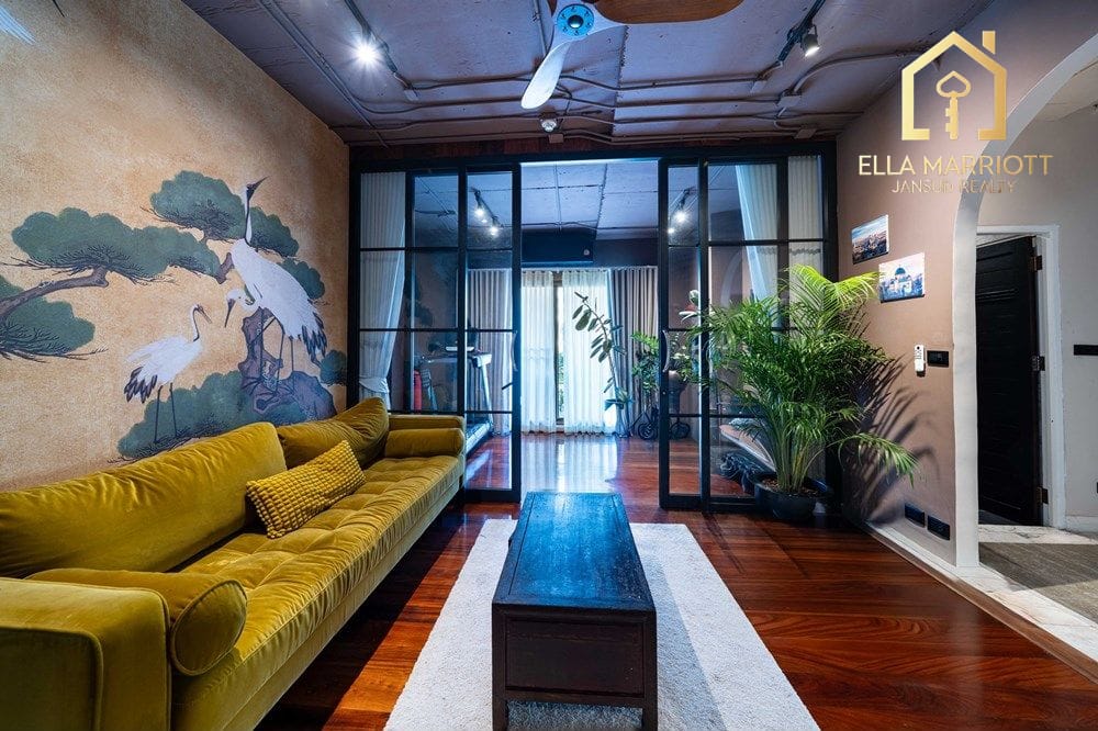 Good Deal! 3BR Newly Renovated Condo, Soi Sawadee (Sukhumvit 31) 23